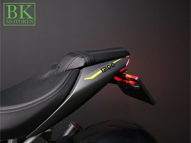 triumph - speed-triple-rs