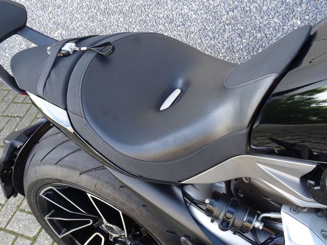 ducati - xdiavel-s