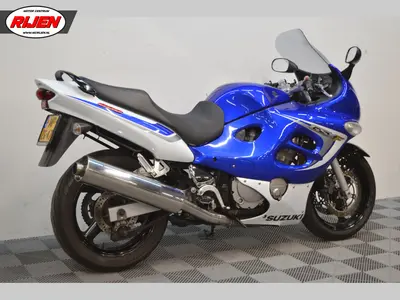 SUZUKI GSX 600 F – foto 3