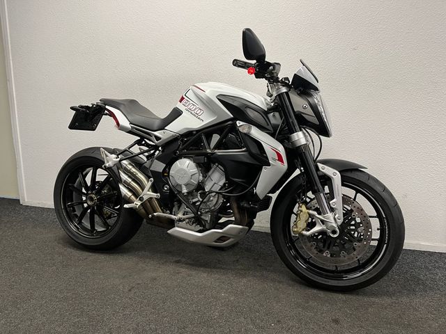 mv-agusta - dragster-800