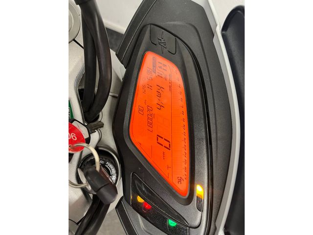 mv-agusta - dragster-800