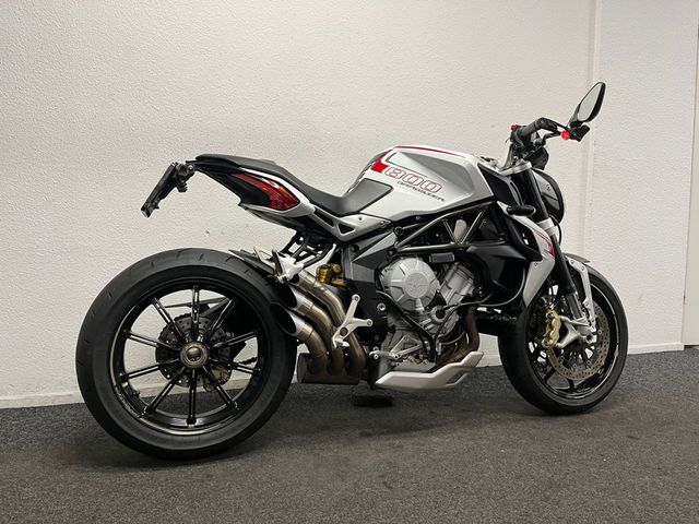 mv-agusta - dragster-800