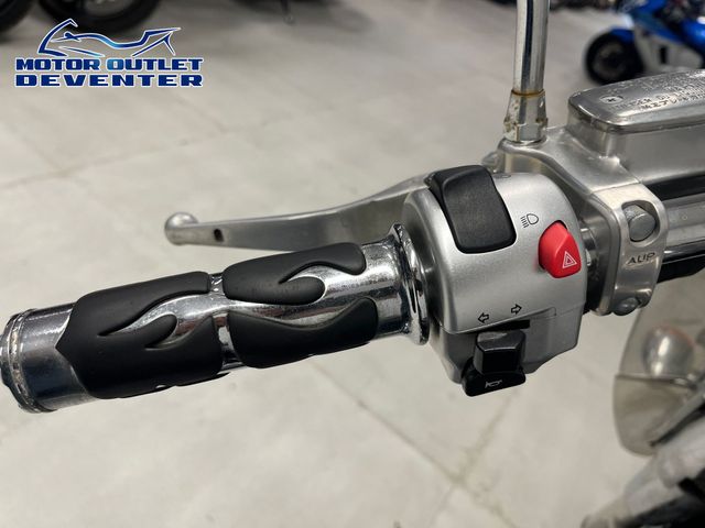 suzuki - 1500-intruder-lc