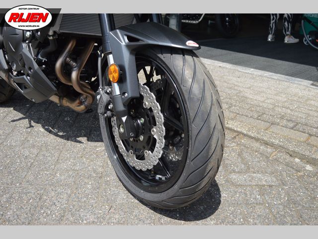 kawasaki - versys-650-abs