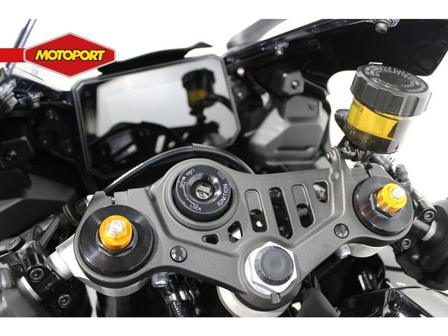 yamaha - r7