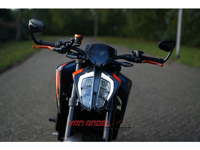 ktm - 890-duke-r