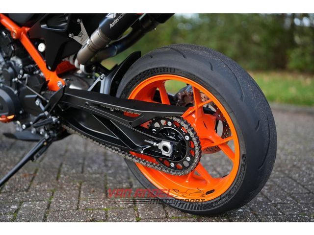 ktm - 890-duke-r