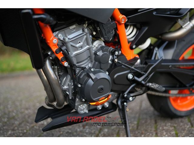ktm - 890-duke-r