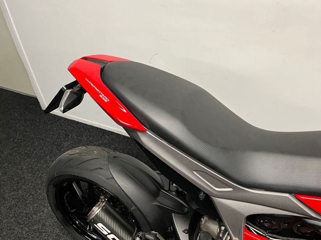 ducati - hypermotard-939