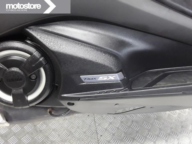 yamaha - xp-530-t-max
