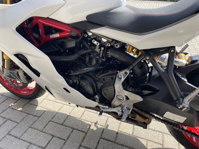 ducati - supersport-s