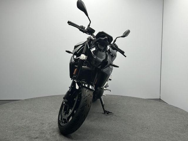 bmw - f-900-r