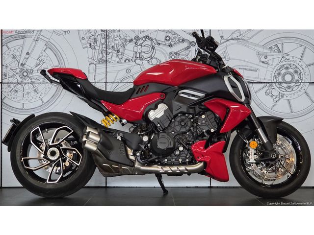 ducati - diavel-v4