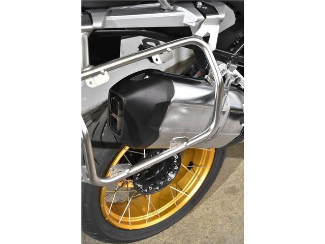 bmw - r-1250-gs-adventure