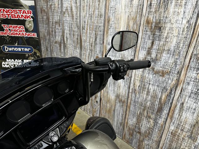 harley-davidson - electra-glide-ultra-limited-flhtk