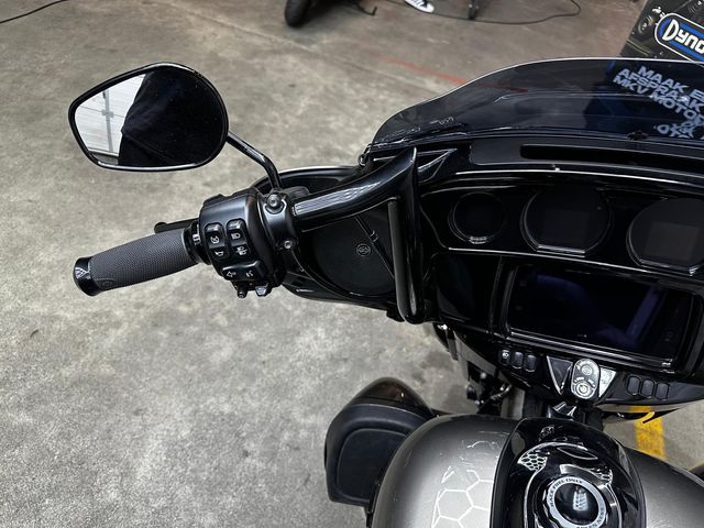 harley-davidson - electra-glide-ultra-limited-flhtk