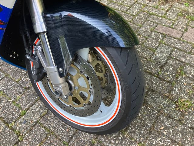 suzuki - gsx-r-750