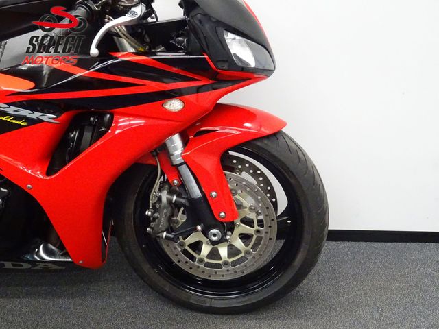 honda - cbr-1000-rr-fireblade