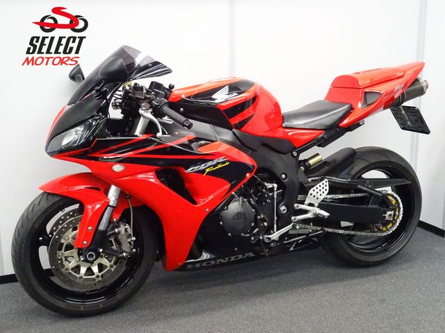 honda - cbr-1000-rr-fireblade