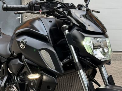 YAMAHA MT 07 ABS – foto 4