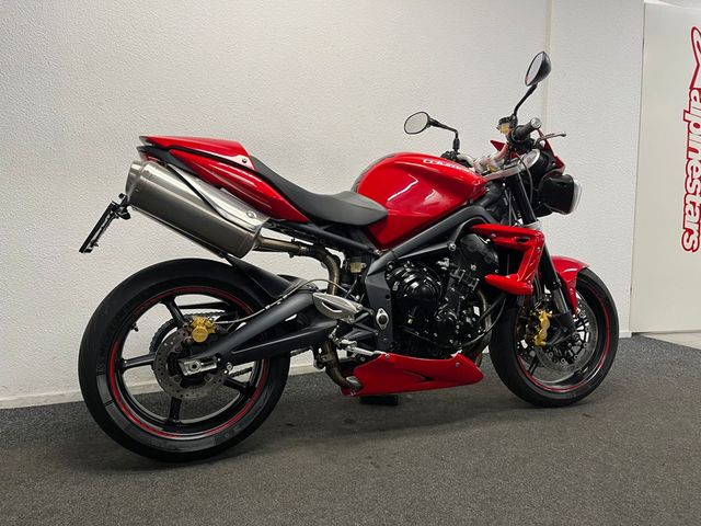 triumph - street-triple-675
