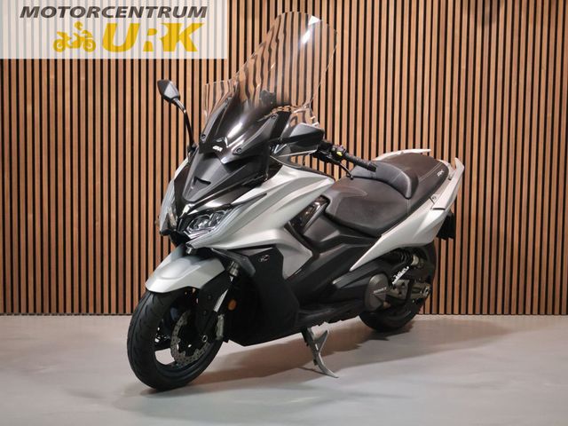 kymco - ak-550