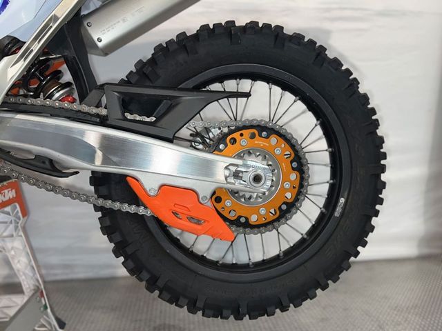 ktm - 250-exc-six-days