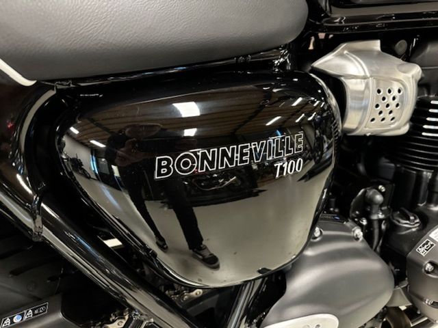 triumph - bonneville-t-100
