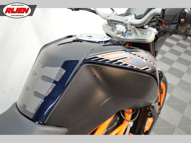 ktm - 390-duke-abs