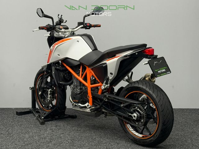 ktm - 690-duke