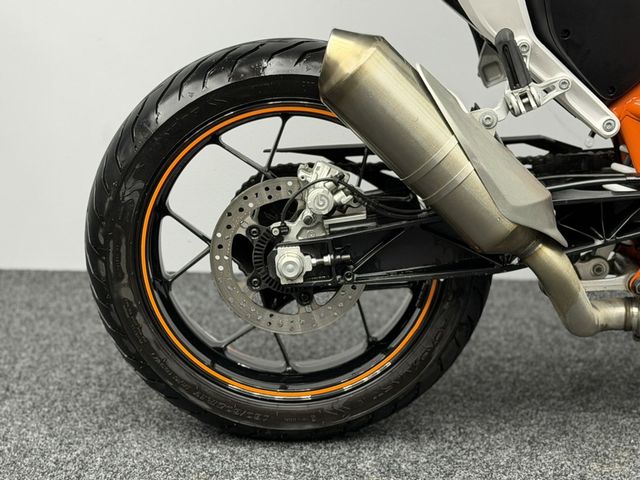 ktm - 690-duke