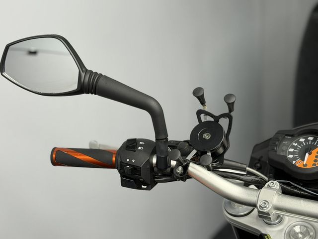 ktm - 690-duke