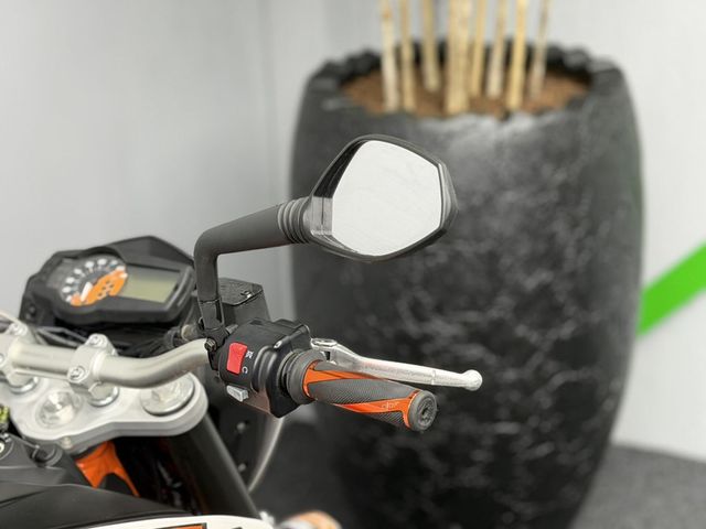 ktm - 690-duke