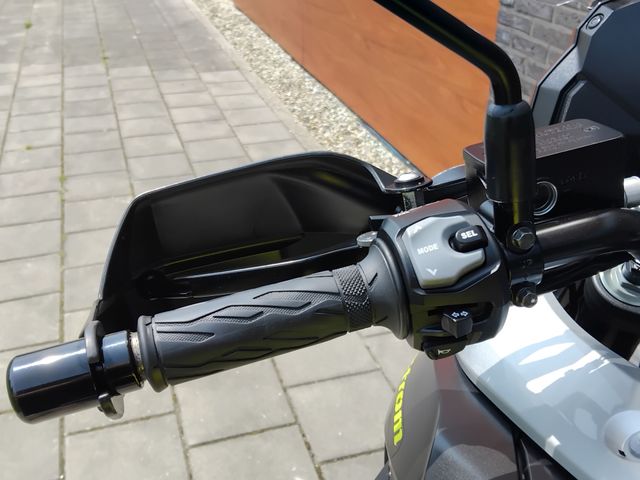 suzuki - v-strom-dl-1000