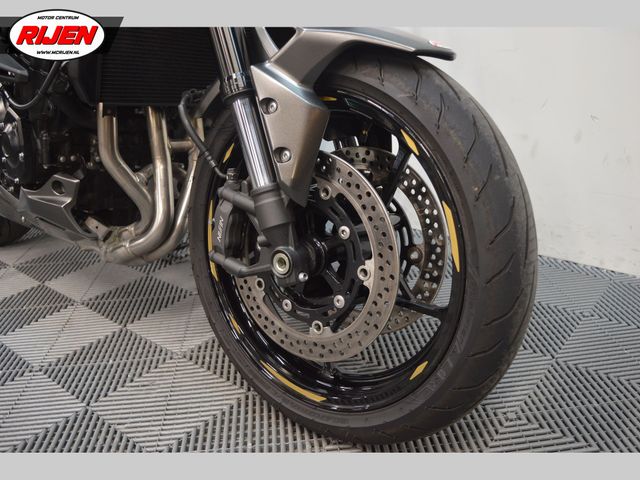 kawasaki - z900-performance
