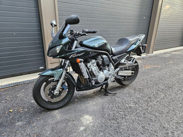 yamaha - fzs-1000--fazer