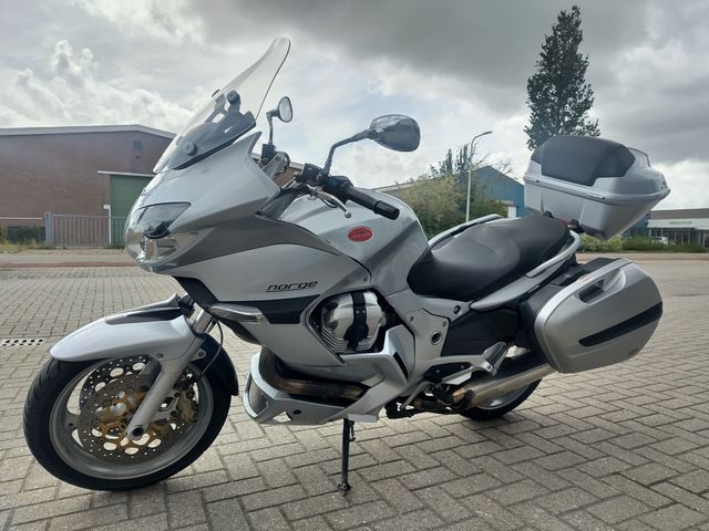 moto-guzzi - norge-1200