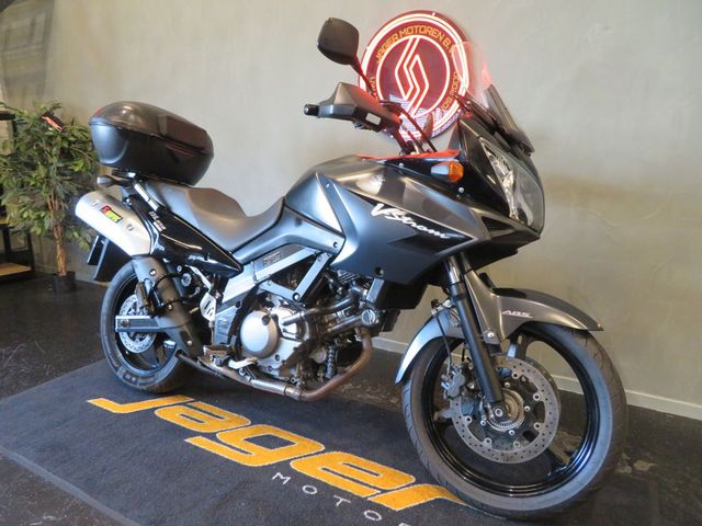 suzuki - v-strom-650-a-black-rhino