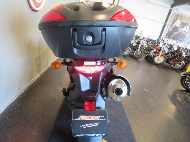 suzuki - v-strom-650-a-black-rhino