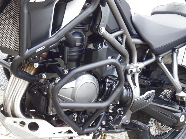 triumph - tiger-explorer-xcx