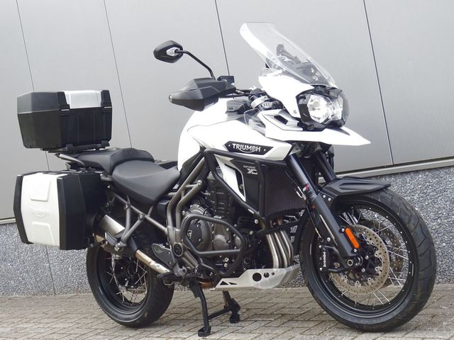 triumph - tiger-explorer-xcx