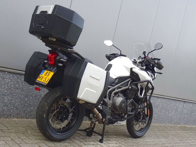 triumph - tiger-explorer-xcx