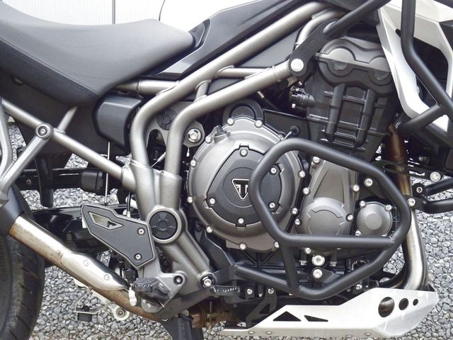 triumph - tiger-explorer-xcx