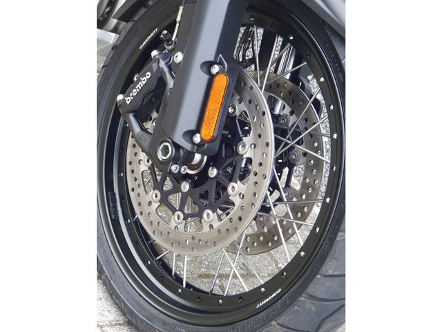 triumph - tiger-explorer-xcx