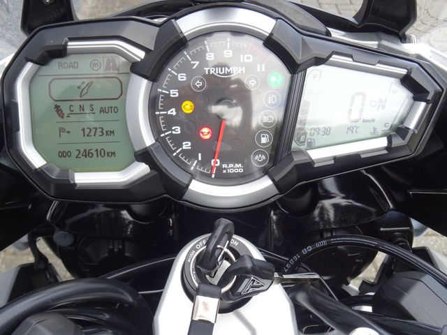 triumph - tiger-explorer-xcx