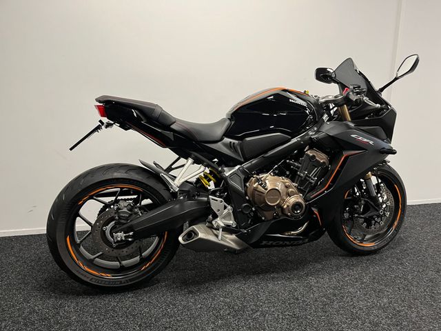honda - cbr-650-r