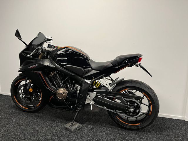 honda - cbr-650-r