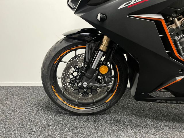 honda - cbr-650-r