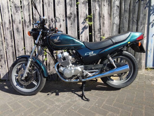 honda - cb-250-two-fifty