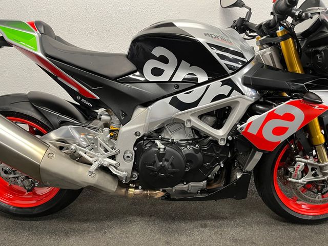 aprilia - tuono-v4-factory